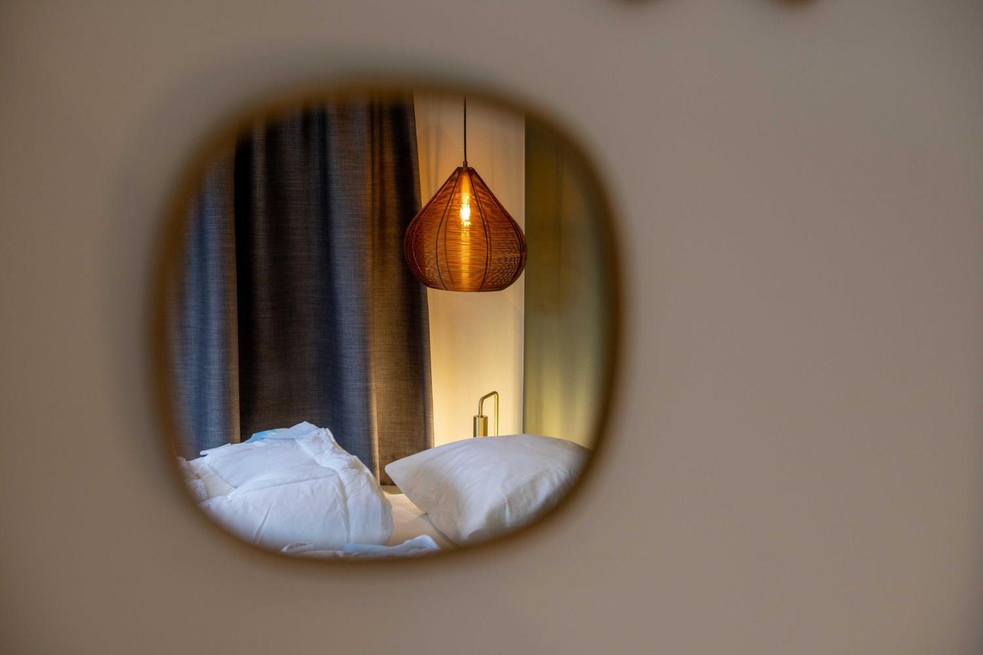 De Vlindertuin Appartement Nes  Buitenkant foto